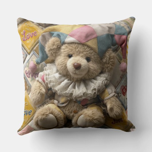 Cushion design with handmade bear printed クッション (裏面)