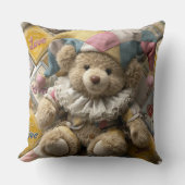 Cushion design with handmade bear printed クッション (正面)