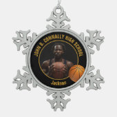 Custom Basketball Player Photo Black Gold スノーフレークピューターオーナメント (正面)