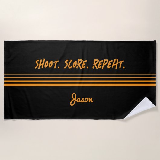 Custom basketball towel with bold ‘Shoot. Score. ビーチタオル (正面)