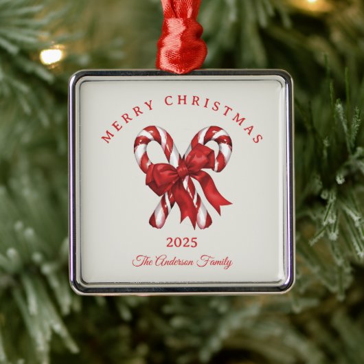 Custom candy cane Christmas red gift メタルオーナメント (ツリー)