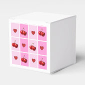 Custom Cherry Heart Checkerboard Pattern フェイバーボックス (正面サイド)
