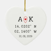 Custom Coordinates Fist Date Valentine's Day Gift セラミックオーナメント (裏面)