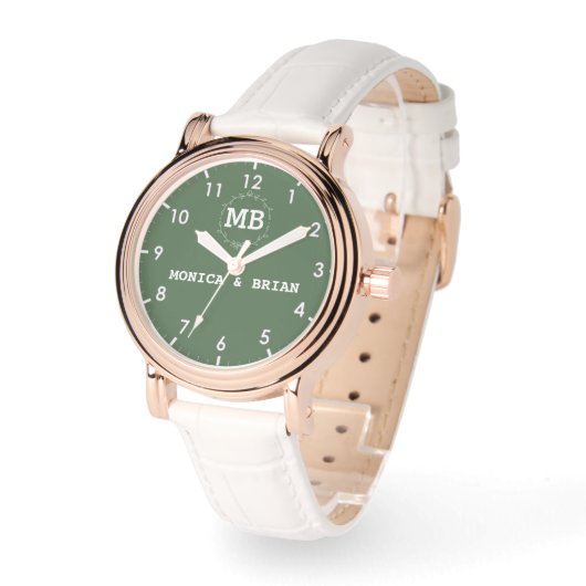 Custom couple names His and Hers monogram initials 腕時計 (傾斜)