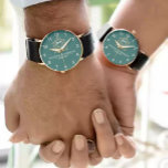 Custom Couple  Personalized Wedding Anniversary  腕時計<br><div class="desc">Custom Couple Personalized Wedding Anniversary Gift Set Description: Celebrate your love story with these elegant custom couple watches, designed for weddings, anniversaries, engagements, or any romantic milestone. Each watch can be personalized with your names and special date, creating a timeless keepsake that symbolizes unity and commitment. With a sophisticated design...</div>