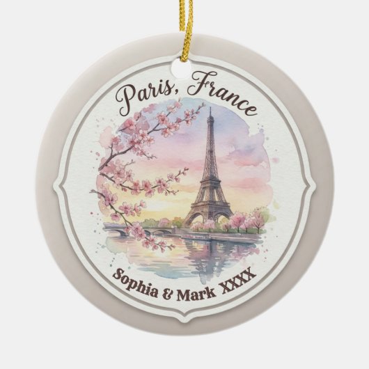 Custom Couple's Paris & Cherry Blossom Keepsake セラミックオーナメント (正面)