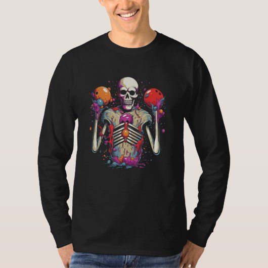 Custom Creepy Eerie Fun Skeleton And Bowlin Balls  Tシャツ (正面)