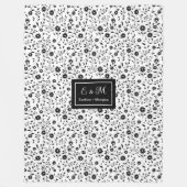Custom Decorative Blanket Black White Wildflowers  フリースブランケット (正面)