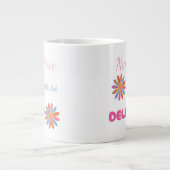 Custom Delulu, Cute Funny Birthday Gift for Her ジャンボコーヒーマグカップ (正面)