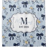 Custom Elegant Blue Bow Floral Monogram シャワーカーテン (正面)