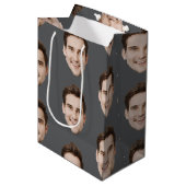 Custom Face Personalized Birthday Wedding Party ミディアムペーパーバッグ (正面アングル)