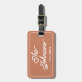 Custom Family Name in Elegant Script Terracotta ラゲッジタグ (正面縦)