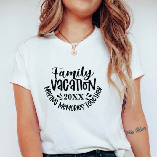 Custom Family Vacation; Making Memories Together Tシャツ