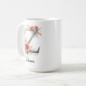 Custom Floral Initial Mug for Mom or Daughter Gift コーヒーマグカップ (正面左)