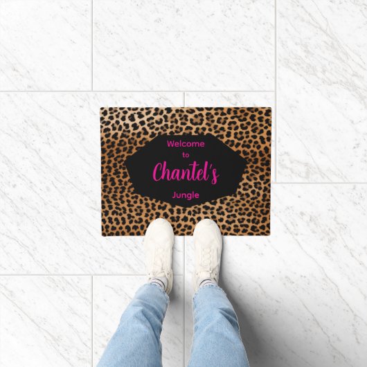 Custom Glamoratti Leopard Print Welcome rug ドアマット (室内)
