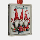 Custom Gnome Family Of Three メタルオーナメント (右)