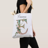 Custom Gold Floral Letter E All-Over Print Tote トートバッグ (クローズアップ)