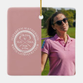 Custom Golf Hole in One Photo Golfer Pink セラミックオーナメント (裏面)