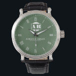 Custom Green Dial Roman Numeral  Luxury Gift for W 腕時計<br><div class="desc">Custom Green Dial Roman Numeral Luxury Gift for Weddings, Anniversaries & Father’s Day Descriere (SEO): Elevate your gift-giving with this Custom Green Dial Roman Numeral Watch, designed with a bold green face, classic Roman numerals, and a luxurious gold-tone case. Personalized with names or initials, this stylish timepiece makes the perfect...</div>