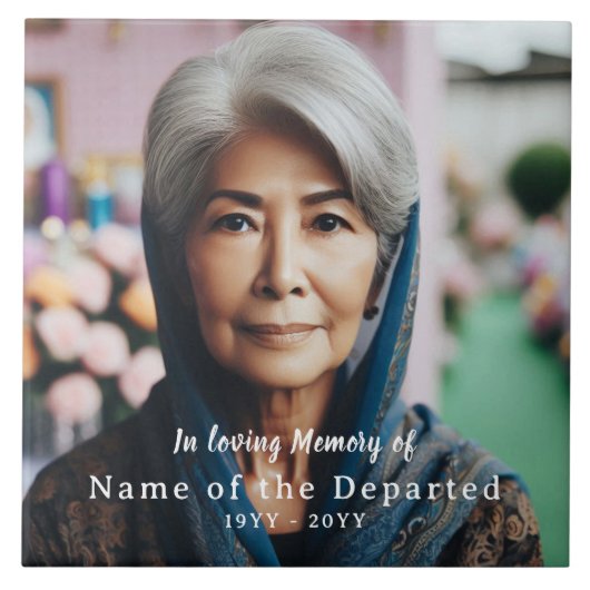 Custom In Loving Memory Keepsake Photo Name Dates タイル (正面)