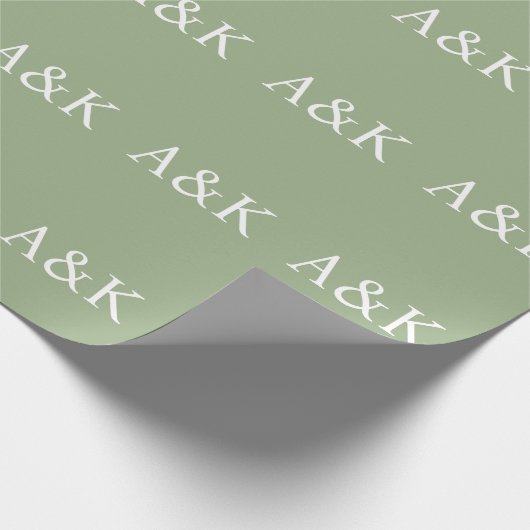 Custom Initials on Sage Green Wedding ラッピングペーパー (角)
