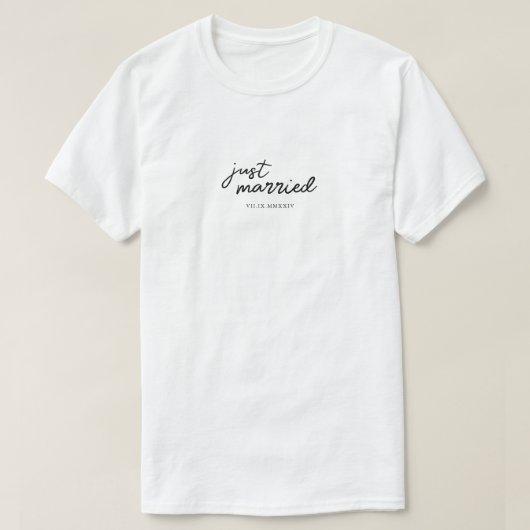 Custom 'Just Married' Wedding Roman Numeral Date Tシャツ (デザイン正面)