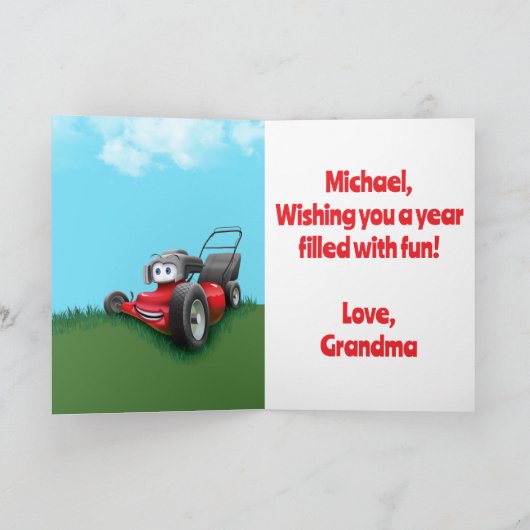 Custom Kid's Lawn Mowing Birthday カード (内部)