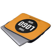 Custom Logo Neoprene Laptop Sleeve – 13 Inch ラップトップスリーブ (正面下部)
