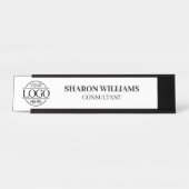 Custom Logo | Professional Elegant Black & White デスクネームプレート (正面)