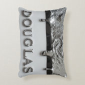 Custom Metallic Name Chrome Drip Glossy Silver アクセントクッション (正面(垂直))