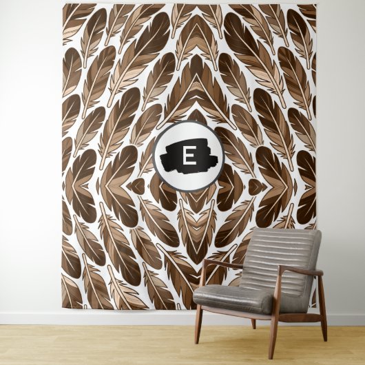 Custom Monogram Boho Tapestry – Brown Feathers タペストリー (インサイチュ)