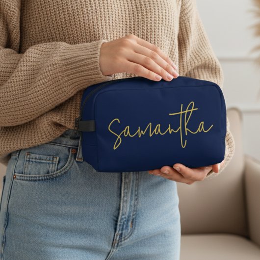 Custom Name Blue Cosmetic Bag for Bridesmaid & Mom ドップキット