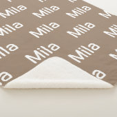 Custom Name Brown Cozy Blanket Gift for Her or Him シェルパブランケット (3/4)