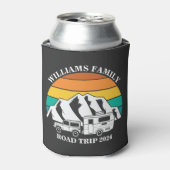 custom name family vacation mountain Road Trip 缶クーラー (缶正面)