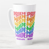 Custom Name Pride カフェラテマグ (左アングル)
