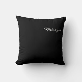 Custom Name Throw Pillow – Geometric Gradient Desi クッション
