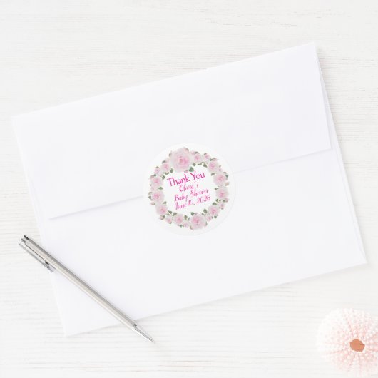 Custom Names, Date, Soft Pink Roses Wreath Sticker ラウンドシール (封筒)