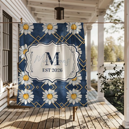 Custom Navy Daisy Gingham Monogram Decor フリースブランケット