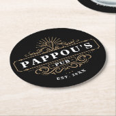Custom Pappou's Pub Home Bar Year Established ラウンドペーパーコースター (アングル)