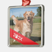 Custom Pet Photo with Year and Paw Ribbon メタルオーナメント (左)