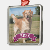 Custom Pet Photo with Year and Paw Ribbon メタルオーナメント (左)