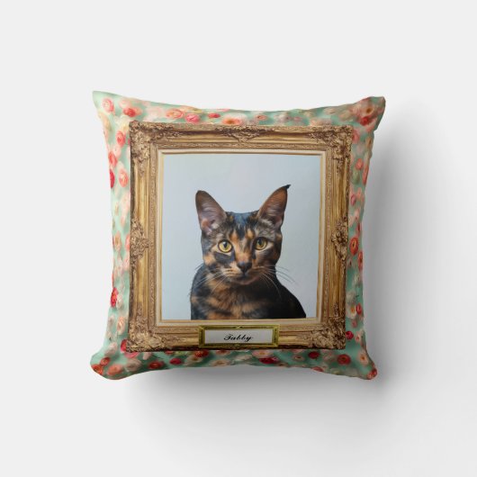 Custom Pet Portrait Cushion – Your Cat in a Frame クッション (正面)