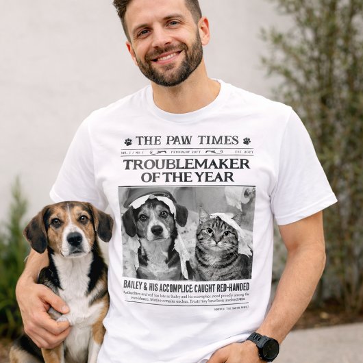 Custom Pet Troublemaker of the Year Dog Newspaper Tシャツ