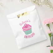 Custom Pink Birthday Cupcake Personalised フェイバーバッグ (封をした状態)