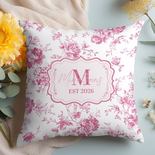 Custom Pink Toile Floral Monogram クッション