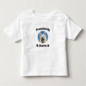 Custom Proctected by Dog, Personalized Dog Name トドラーTシャツ (正面)