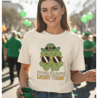 Custom Retro St Patrick's Day T-Shirt | Personaliz Tシャツ