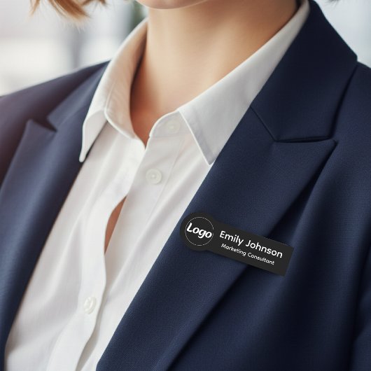 Custom Shaped Employee Pin Name Tag  名札