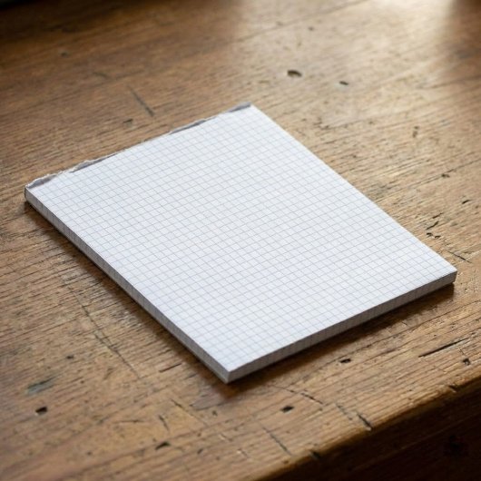 Custom Small Graph Paper Note Pad (Grids, Squares) ノートパッド