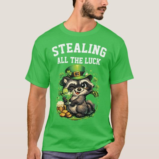 Custom Text Funny Raccoon St. Patrick's Day Tシャツ (正面)